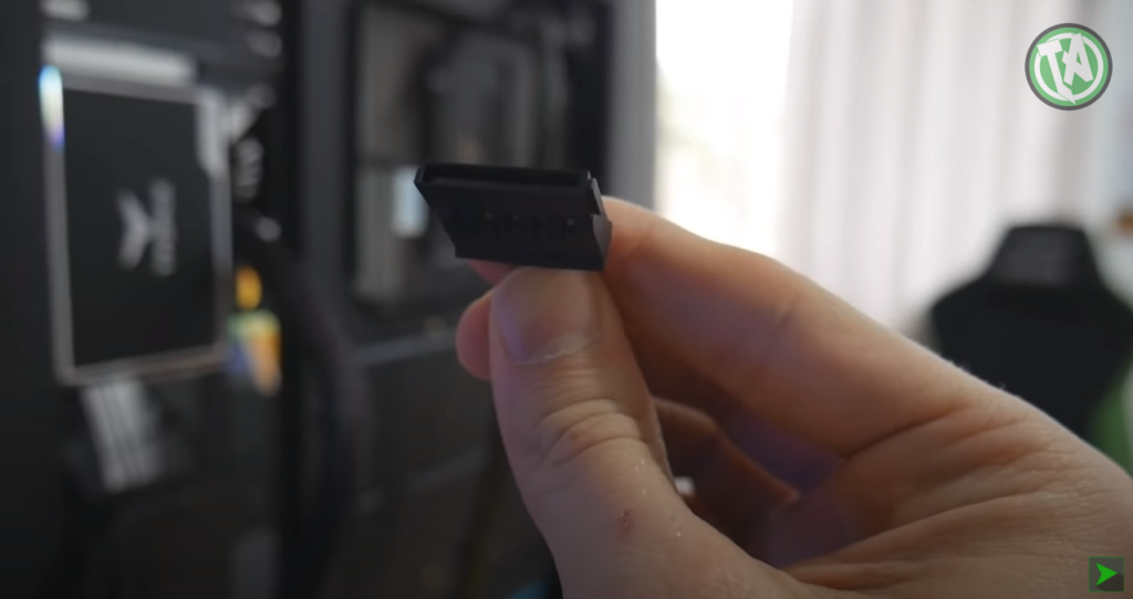 Conector de tensão do SSD